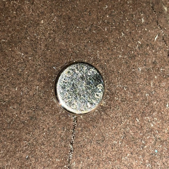 Pink Louis Vuitton Mahina Bella Bag - Picture 12 of 12